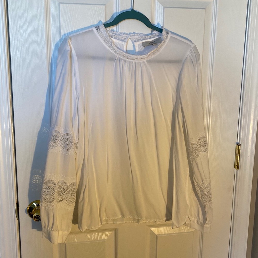 White long sleeve lace detail loft shirt